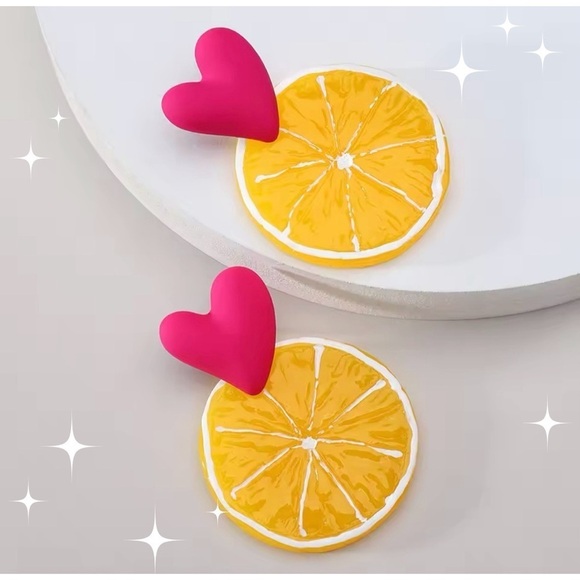 LAST 1! Large Orange and Heart Acrylic Dangle Fashion Earrings! - Picture 2 of 7